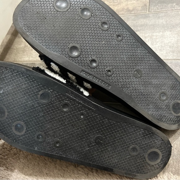 Off-White Monochrome Striped Slides - Picture 5 of 5